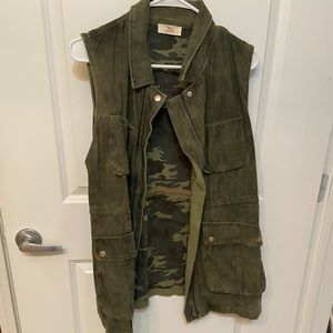Army print vest